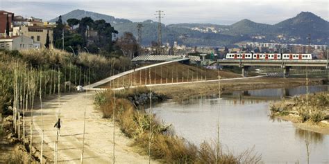 Environmental Recovery of the Llobregat River / Batlleiroig | ArchDaily