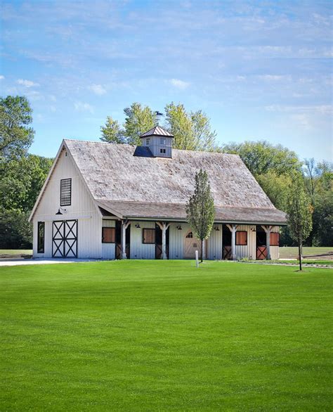 Pole Barn House Pictures That Show Classic Construction Details with Amazing Grass Yard | Metal ...