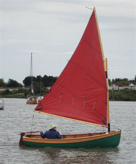 Dinghy Sailboat, Sailing Dinghy, Wooden Sailboat, Sailing Yacht, Sailing Ships, Wood Boat ...