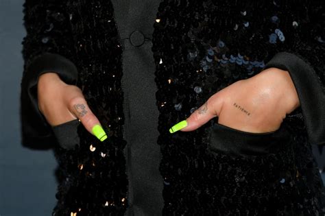 Dua Lipa's Neon Green Nail Art | The Best Celebrity Nail Art of 2019 ...