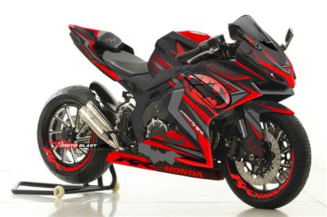 Honda CBR250RR livery Batman Red - MOTOBLAST