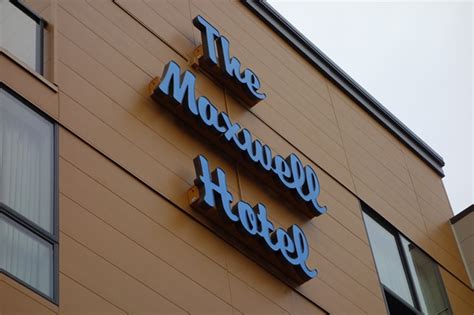 Hotel/Resort Review: The Maxwell Hotel Seattle – Seattle, Washington