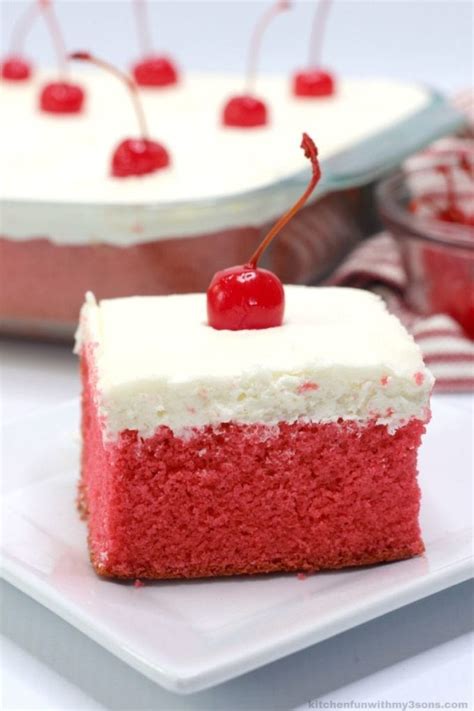 Easy Cherry Cake with Vanilla Buttercream (15-minute prep) - Kitchen ...