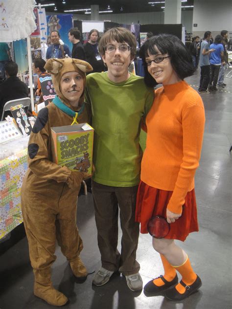 File:AM2 Con 2012 - Scooby Doo, Shaggy, Velma (14000957081).jpg - Wikimedia Commons