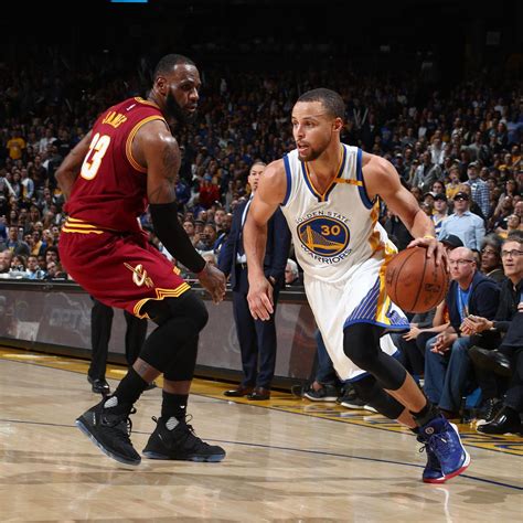 Stephen Curry Now Has 5 Seasons with at Least 200 3-Pointers Made ...