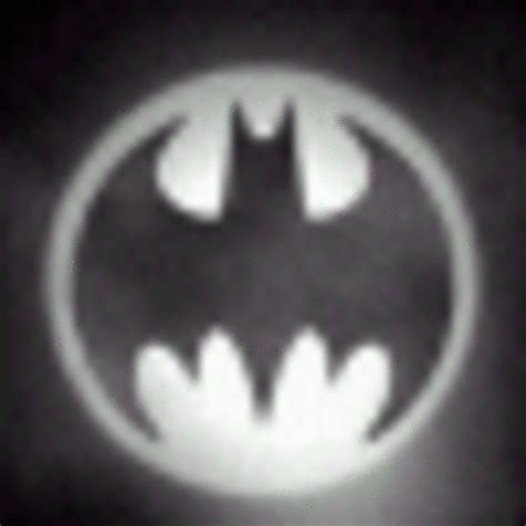 Funny bat signal gif - factorygast