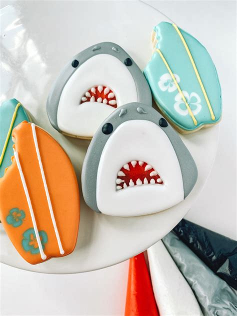 How to make cute shark cookies - Summer's Sweet Shoppe