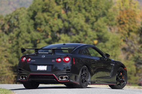 2015 Nissan GT-R NISMO, 2016 Audi Q7, 2016 Cadillac ATS-V Coupe: This Week’s Top Photos