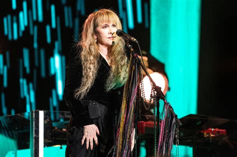 Stevie Nicks Announces 2023 Tour Dates How to Get Tickets - FluxBlog