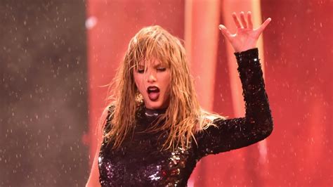 Taylor Swift -- Torrential Rain in Jersey