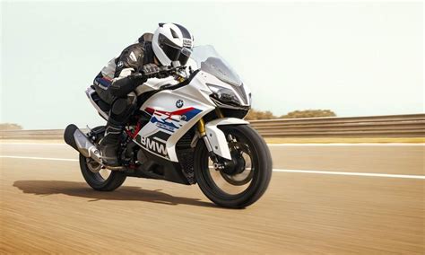 Top 300+ bmw race bike