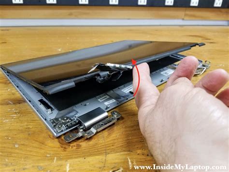 Replacing touchscreen on Dell Inspiron 11 3147 3148 – Inside my laptop