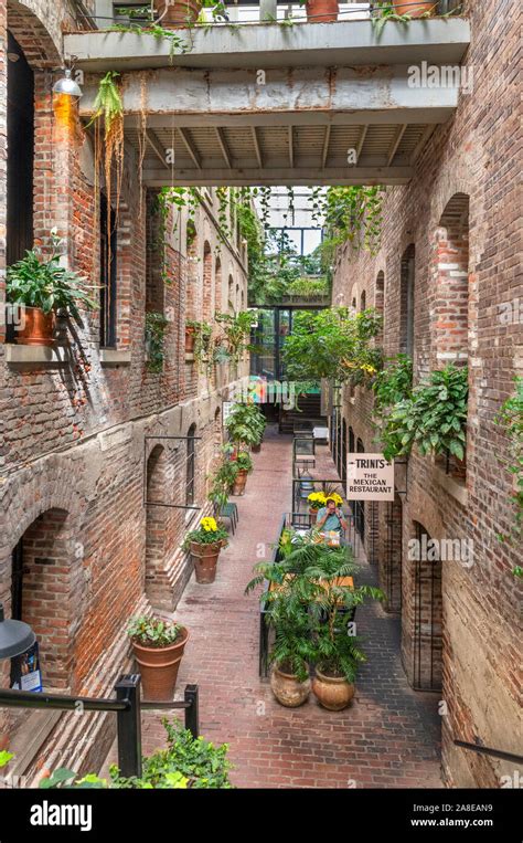 The Old Market Passageway, Omaha, Nebraska, USA Stock Photo - Alamy