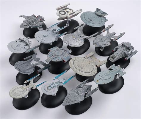 The Trek Collective: Star Trek: The Official Starships Collection index Star Trek Warp, Star ...