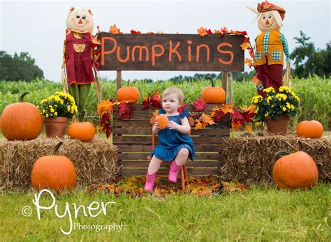 Hall Family Farm Fall Photos | Fall photoshoot, Fall photos, Autumn photography