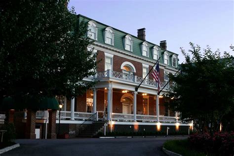 The Martha Washington Inn & Spa- Abingdon, VA Hotels- First Class ...