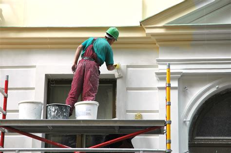 5 Signs You Need an Exterior Painting Update for Your Home