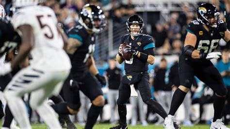 Team Preparing for either QB To Play | Thursday Insider on Jaguars vs ...