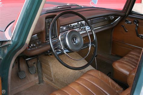 dash layout, 1967 W111... - PeachParts Mercedes ShopForum