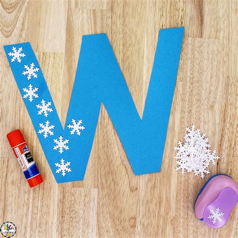 W is for Winter Craft: Letter Recognition Craft for Preschoolers