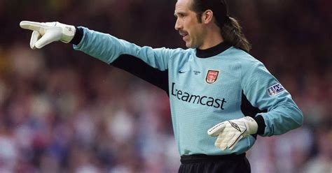 David Seaman reveals he STILL has his ponytail at home in weird new ...