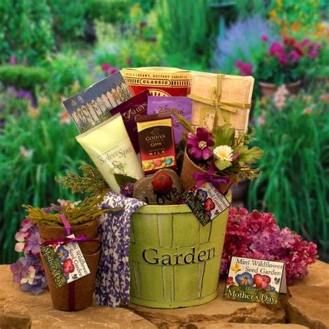 Unique Gardening Gift Ideas For Women - Gardening Gifts For Her | A Listly List