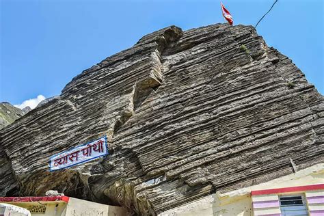 Vyas Cave Badrinath - Travel Guide to Historical Vyas Gufa