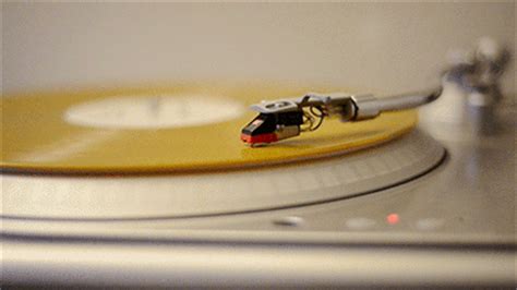 Yellow vinyl spinning - Vinyl gif animations, record player gifs, vinyl ...