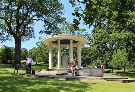 Runnymede, Surrey (Magna Carta) - Beautiful England Photos