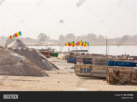 Lac Rose, Senegal - Image & Photo (Free Trial) | Bigstock