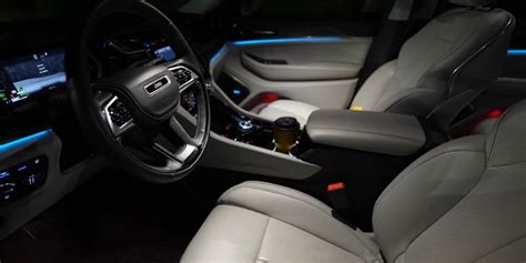 Jeep Grand Cherokee Interior Lights Won't Turn Off [FIXED]