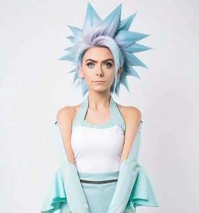 Female Rick Sanchez Cosplay. Face Swap. Insert Your Face ID:977256