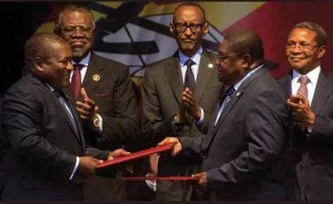 Mozambique: FRELIMO, RENAMO sign peace deal (Photos) - P.M. News