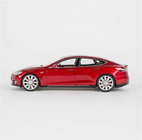 Tesla Motors is Now Selling 1:18 Scale Model S Diecast Cars - autoevolution