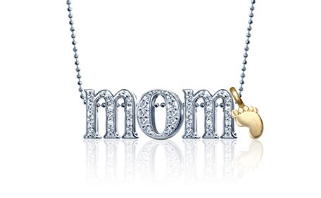 Mother’s Day Jewelry: Birthstones, Lockets, and Charms For Mom