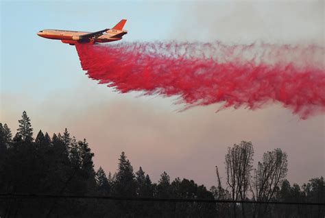 Fire tornado by Redding reached 143 mph, experts say; wildfires keep ...