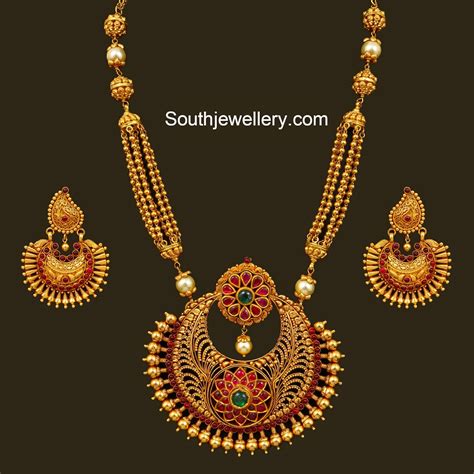 Antique Gold Necklace with Chandbali Pendant - Jewellery Designs