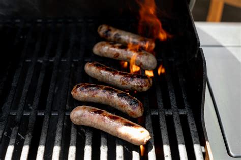 The BEST Grilled Wisconsin Beer Brats Recipe - Plays Well With Butter