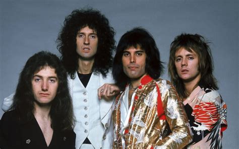 Did You Know That Queen Recorded Another Version Of 'We Will Rock You ...