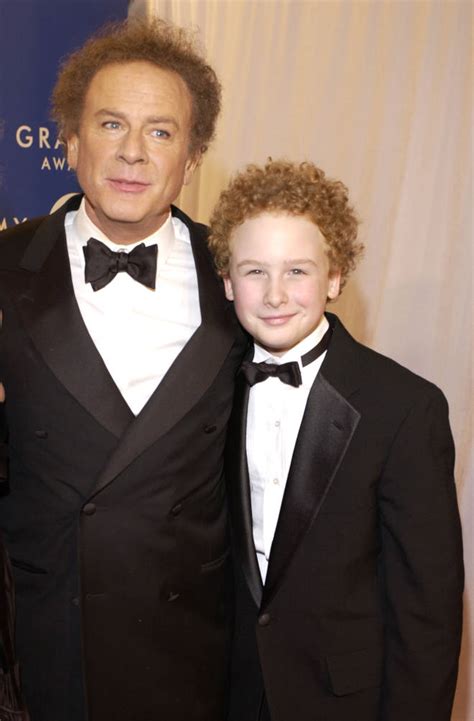 Art Garfunkel facts: Singer's age, wife, children and partnership with Paul Simon... - Smooth