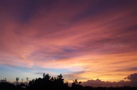 Ini Fenomena yang Terjadi di Balik Warna Langit Indah saat Senja