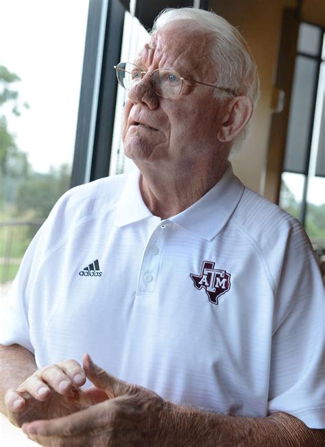 Aggies, friends, family mourn loss of John David Crow | Campus News ...