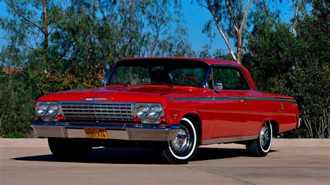 10 Awesome Things About The 1962 Chevy Impala SS