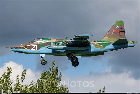 Sukhoi Su-25 Frogfoot. | Aircraft modeling, Sukhoi, Air force