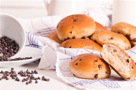 Chocolate Chip Brioche Roll | The Ideas Kitchen