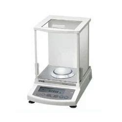 Laboratory Weighing Machine at Rs 60000 | Lab Balances in Ghaziabad ...