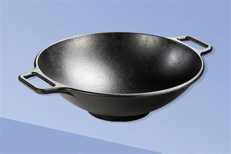 Amazon Shoppers Say This Lodge Cast Iron Wok Works So Much Better Than ...