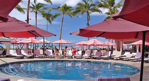 Hotel Accommodation Near beach Hawaii