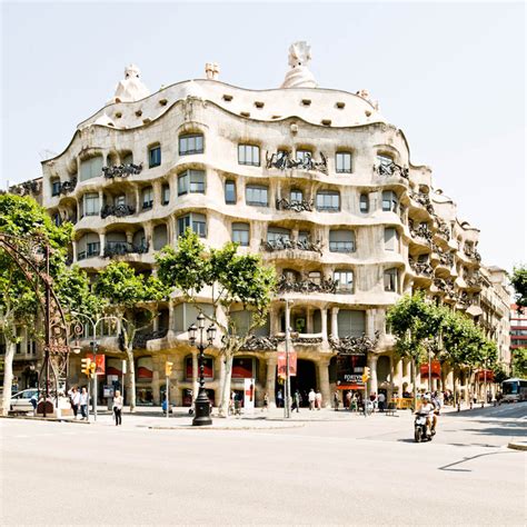 AD Classics: Casa Milà / Antoni Gaudí | ArchDaily