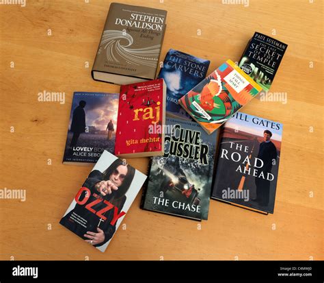 Crime books hi-res stock photography and images - Alamy